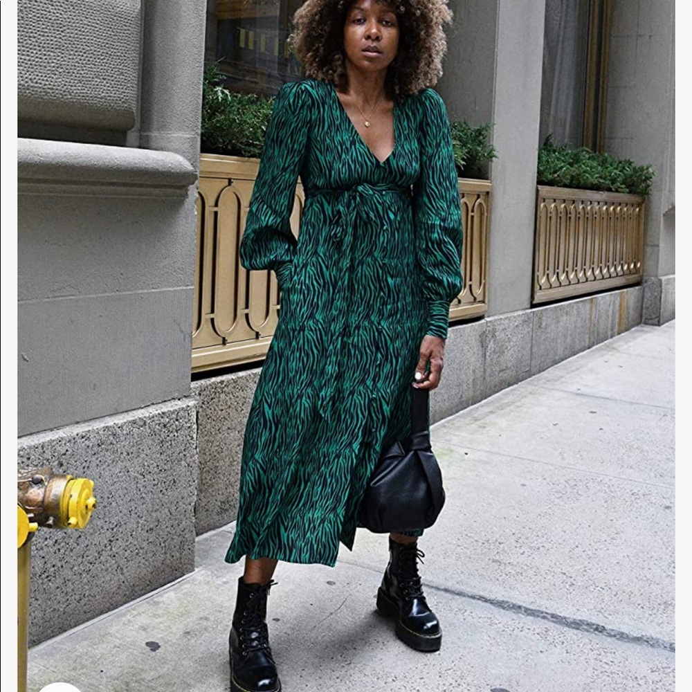 The Drop Green/Blue Zebra Stripe Puff-Shoulder Maxi Dress by @karenbritchick